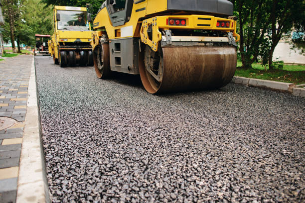 Best Professional Driveway Pavers  in Eldorado, IL